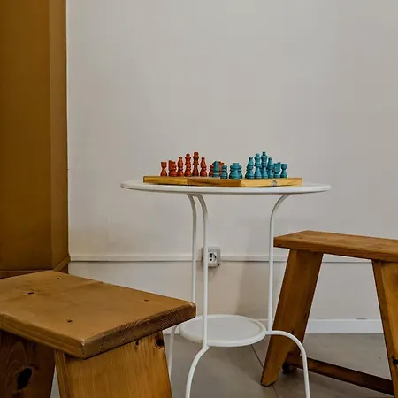 Hostel Inscialla