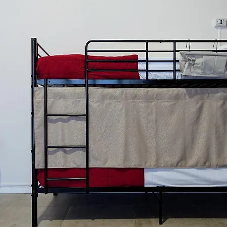 Inscialla Hostel